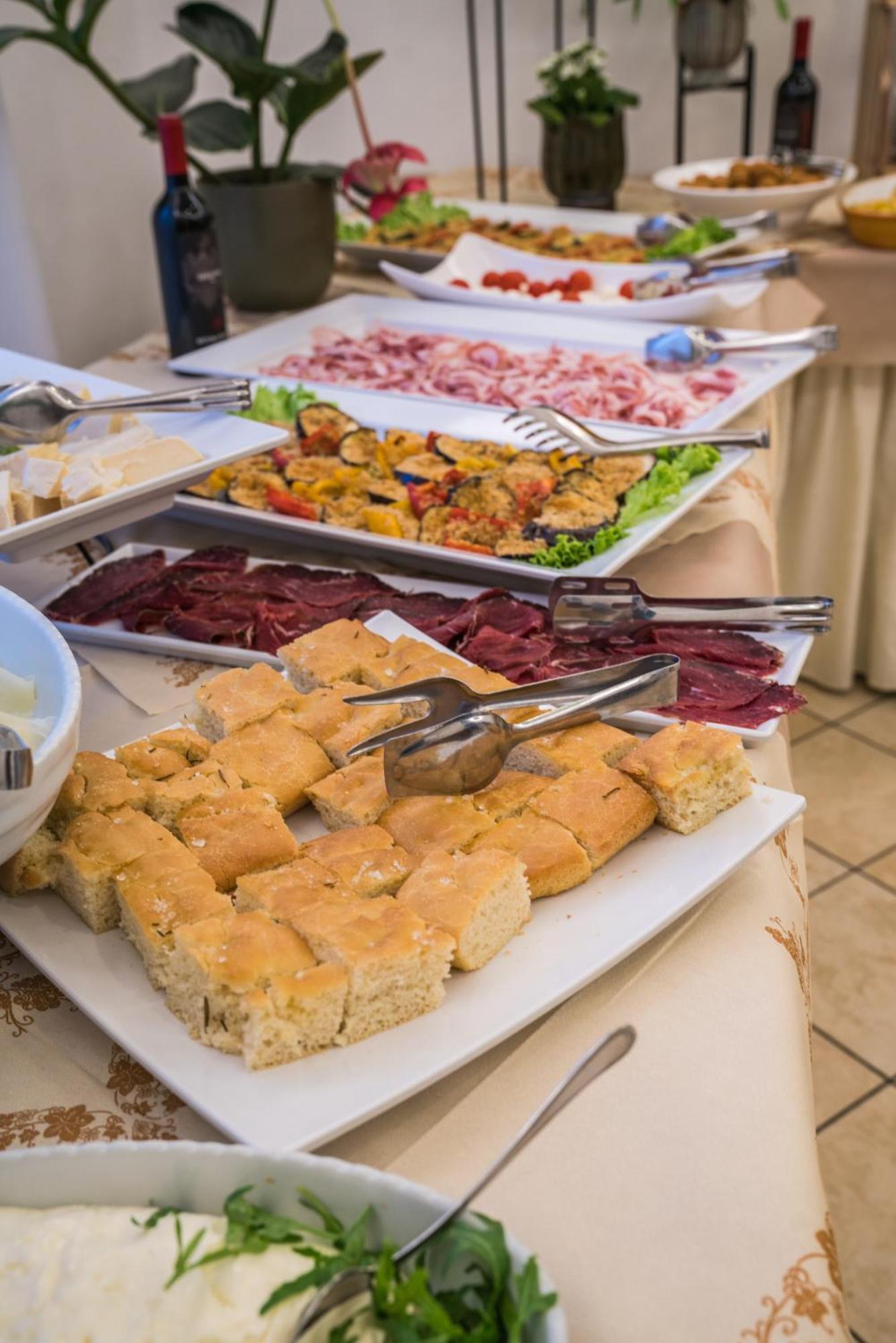 Hotel Europa מילאנו מריטימה מראה חיצוני תמונה