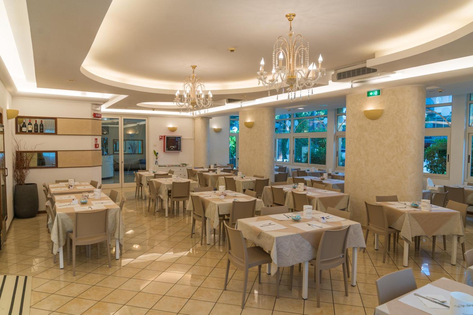 Hotel Europa מילאנו מריטימה מראה חיצוני תמונה