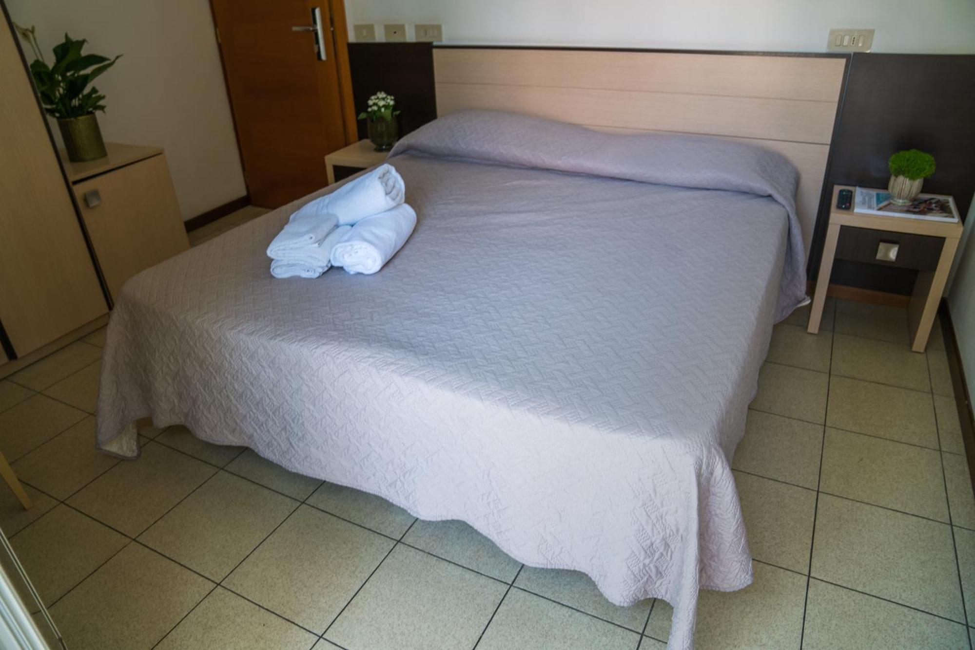 Hotel Europa מילאנו מריטימה מראה חיצוני תמונה
