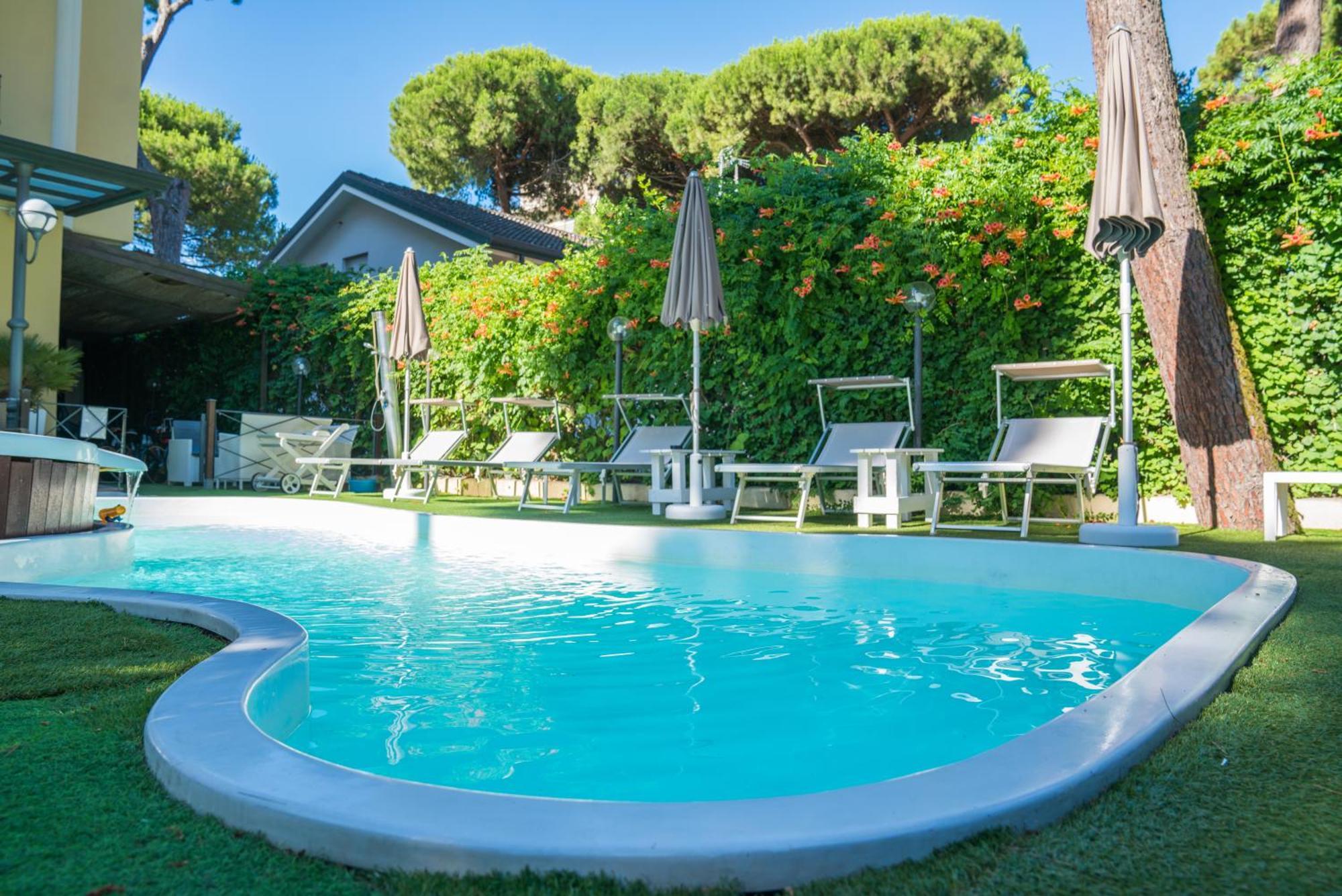 Hotel Europa מילאנו מריטימה מראה חיצוני תמונה